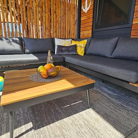 Charta Mobile Bimbo Campsite Pirovac